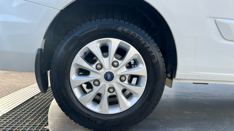 Ford Transit Custom 300 L1 Diesel Fwd 2.0 EcoBlue 130ps Low Roof Limited Van